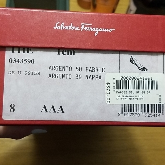 Salvatore Ferragamo Silver Mesh Flats Authentic - Picture 14 of 16